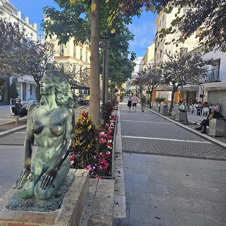 J&j Luxury Apartament Estepona